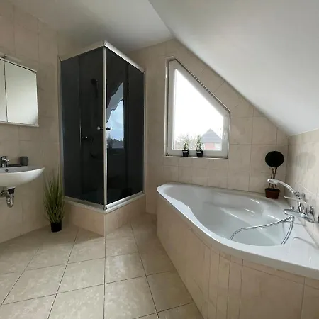 Helles Haus In Seenaehe Bei Berlin Holiday home Oranienburg