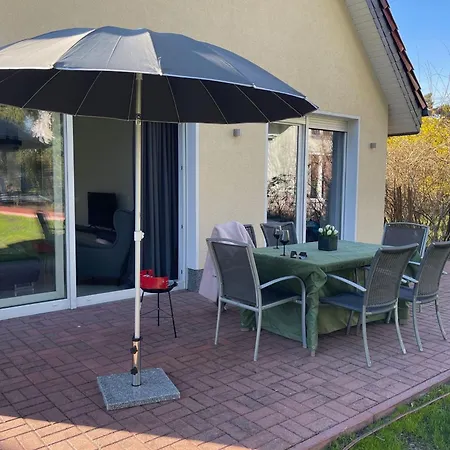 Semesterbostad Helles Haus In Seenaehe Bei Berlin *