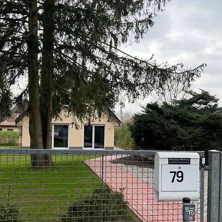 Semesterbostad Helles Haus In Seenaehe Bei Berlin Oranienburg