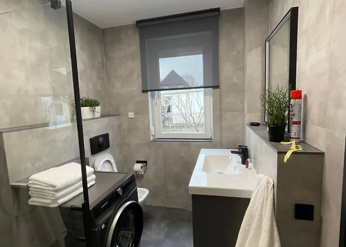 Helles Haus In Seenaehe Bei Berlin Semesterbostad Oranienburg