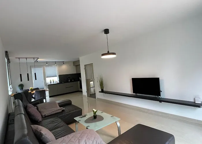 Helles Haus In Seenaehe Bei Berlin