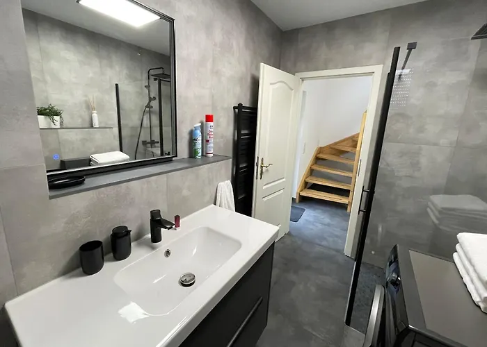 Helles Haus In Seenaehe Bei Berlin *