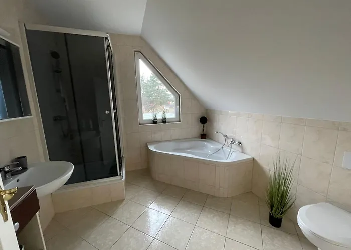 Semesterbostad Helles Haus In Seenaehe Bei Berlin *