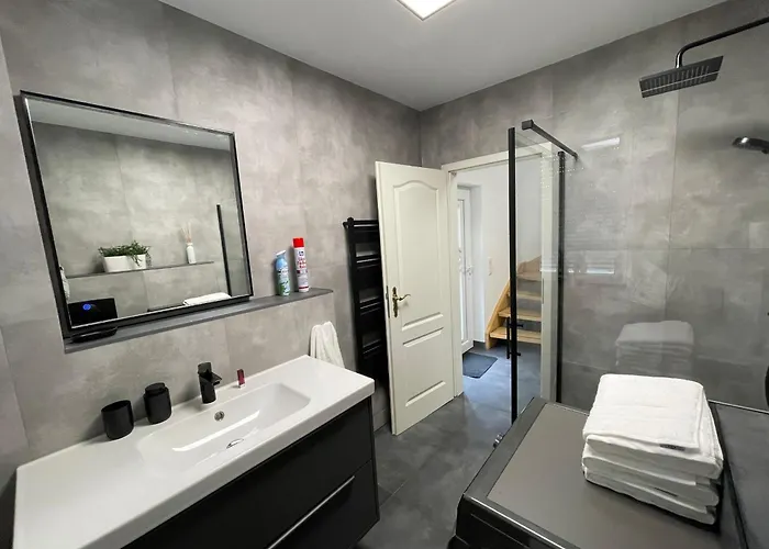 Helles Haus In Seenaehe Bei Berlin Semesterbostad *